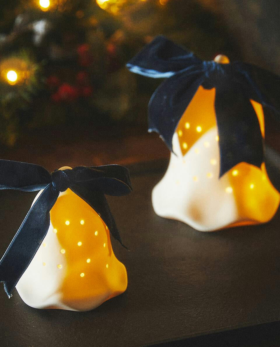 CHRISTMAS TREE LIGHT DECORATION