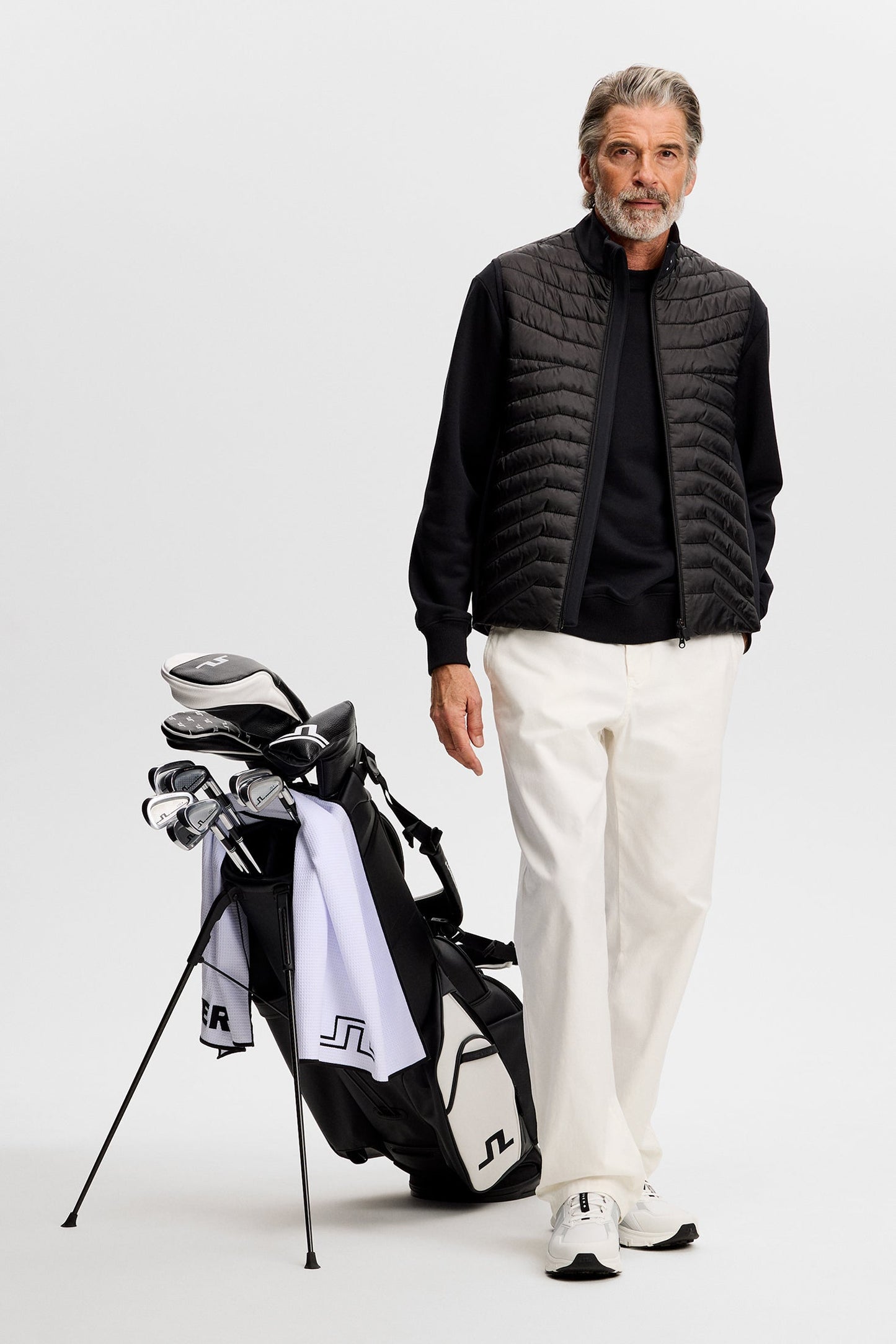 Alpha Crew Neck / Black