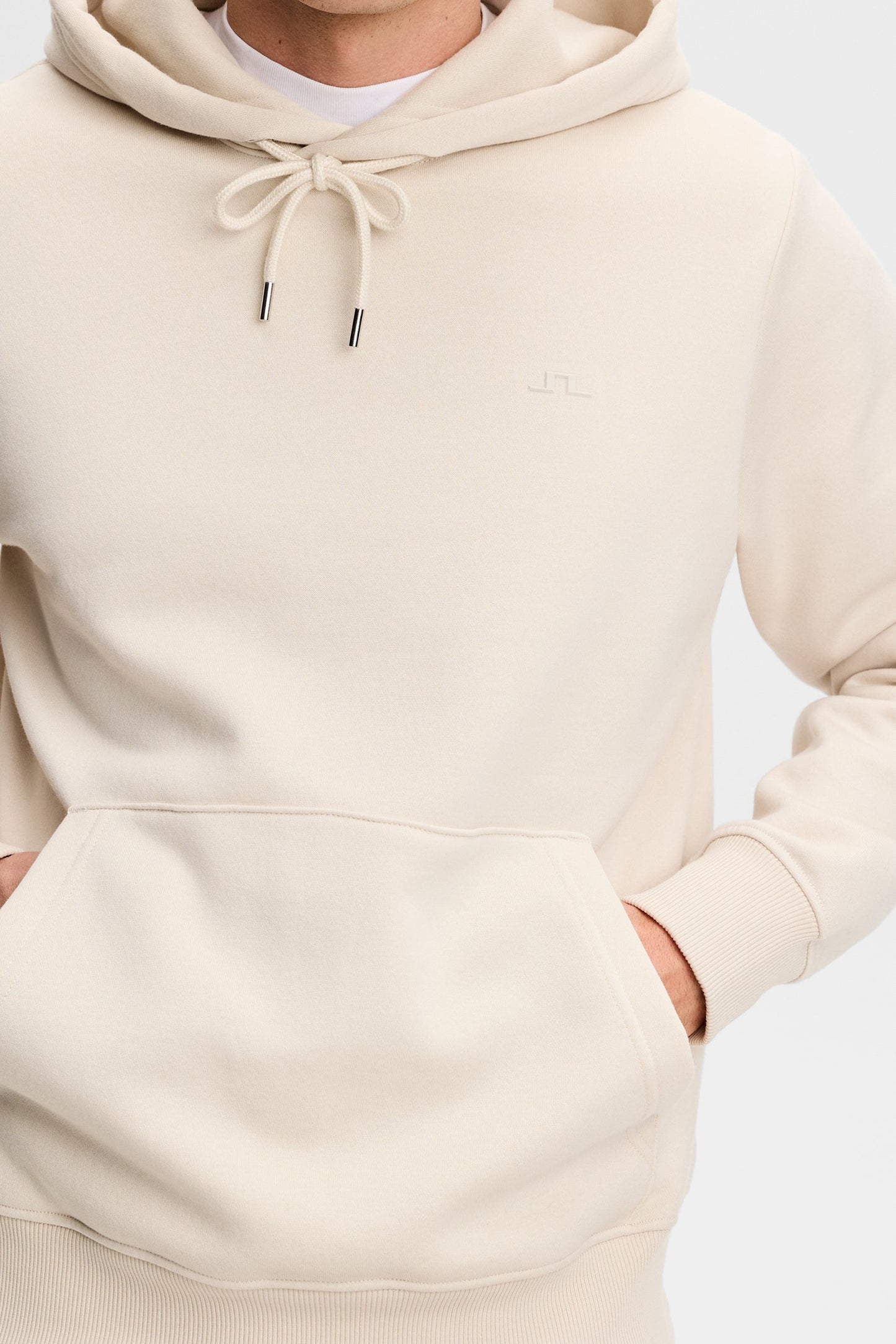 Alpha Hood / Moonbeam