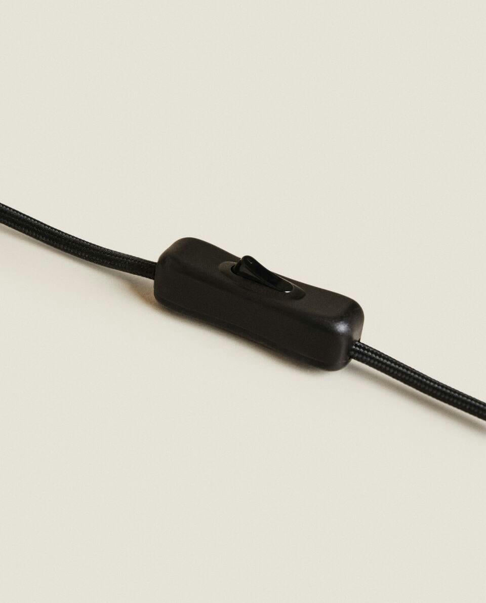 LAMP WITH CERAMIC BASE