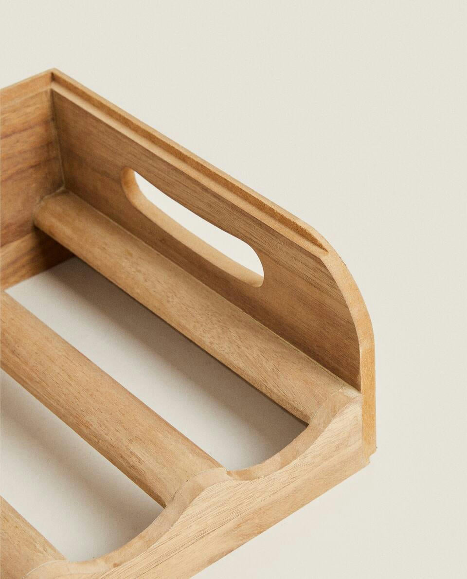 STACKABLE WOODEN BOTTLE STAND