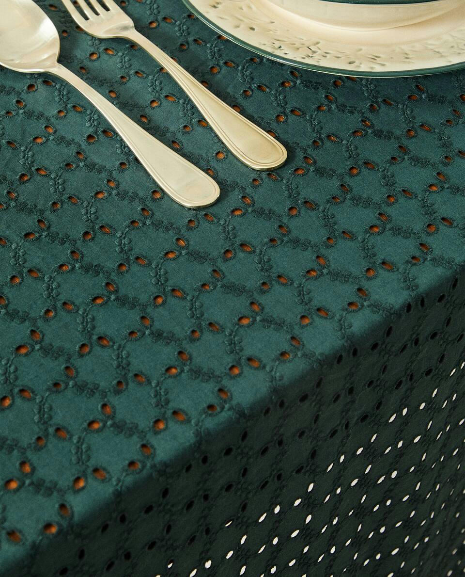 EMBROIDERED COTTON CHRISTMAS TABLECLOTH