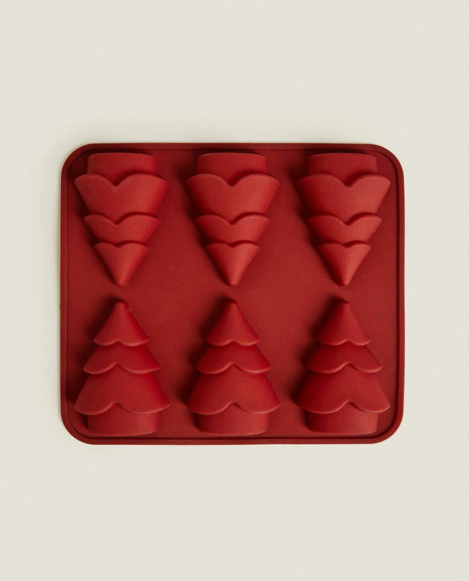 CHRISTMAS TREE SILICONE BAKING MOULD