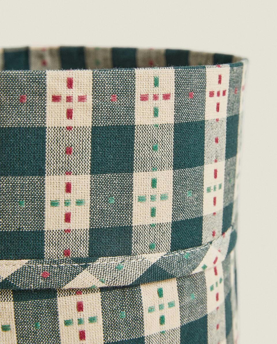 CHRISTMAS CHECK BREAD BASKET