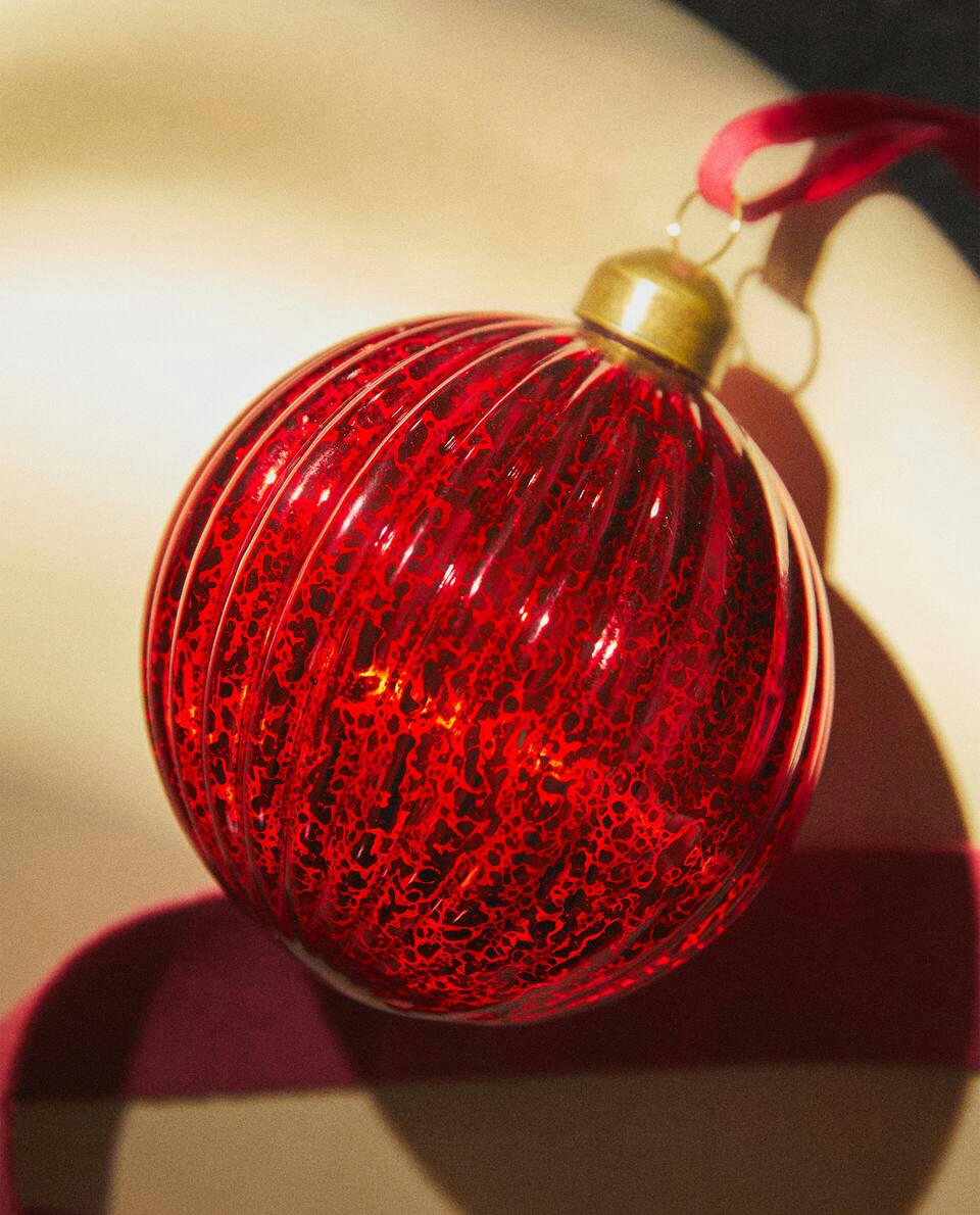 CHRISTMAS SPIRAL GLASS BAUBLE DECORATION