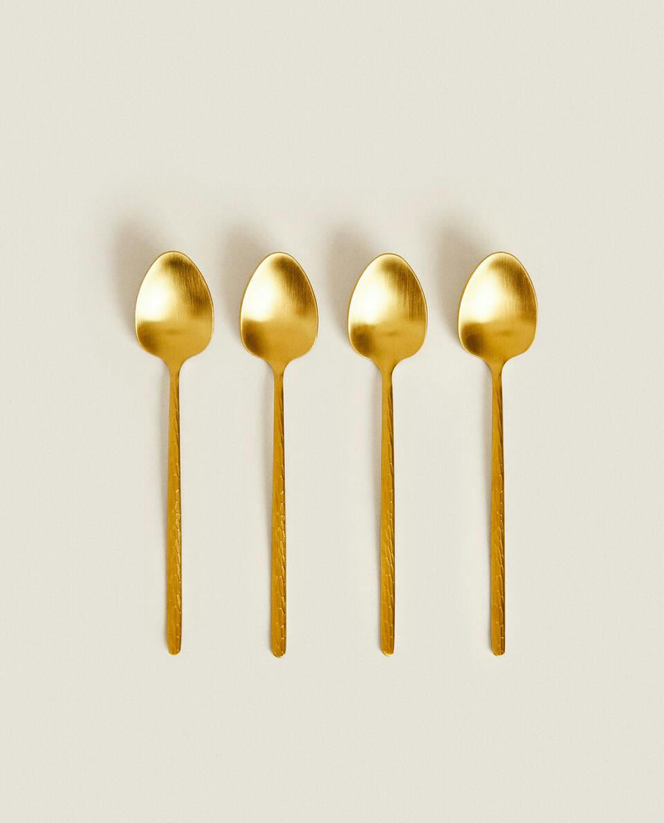 BOX OF 4 DESSERT SPOONS WITH HAMMERED HANDLE