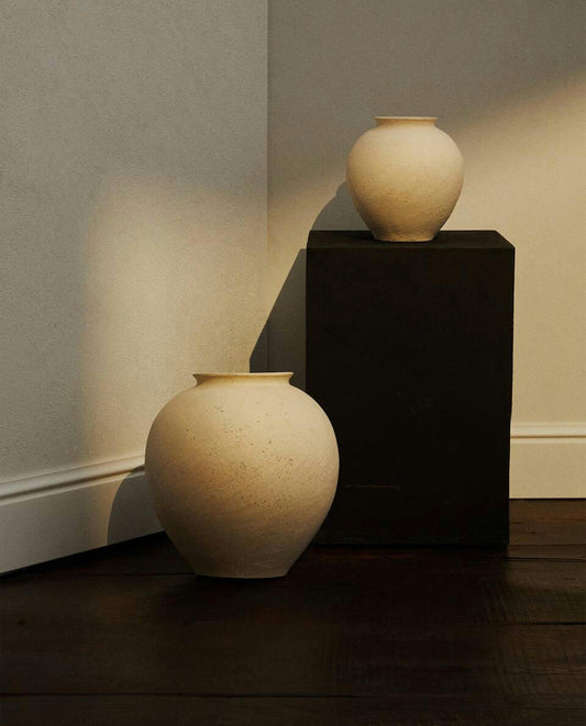 TEXTURED CERAMIC VASE