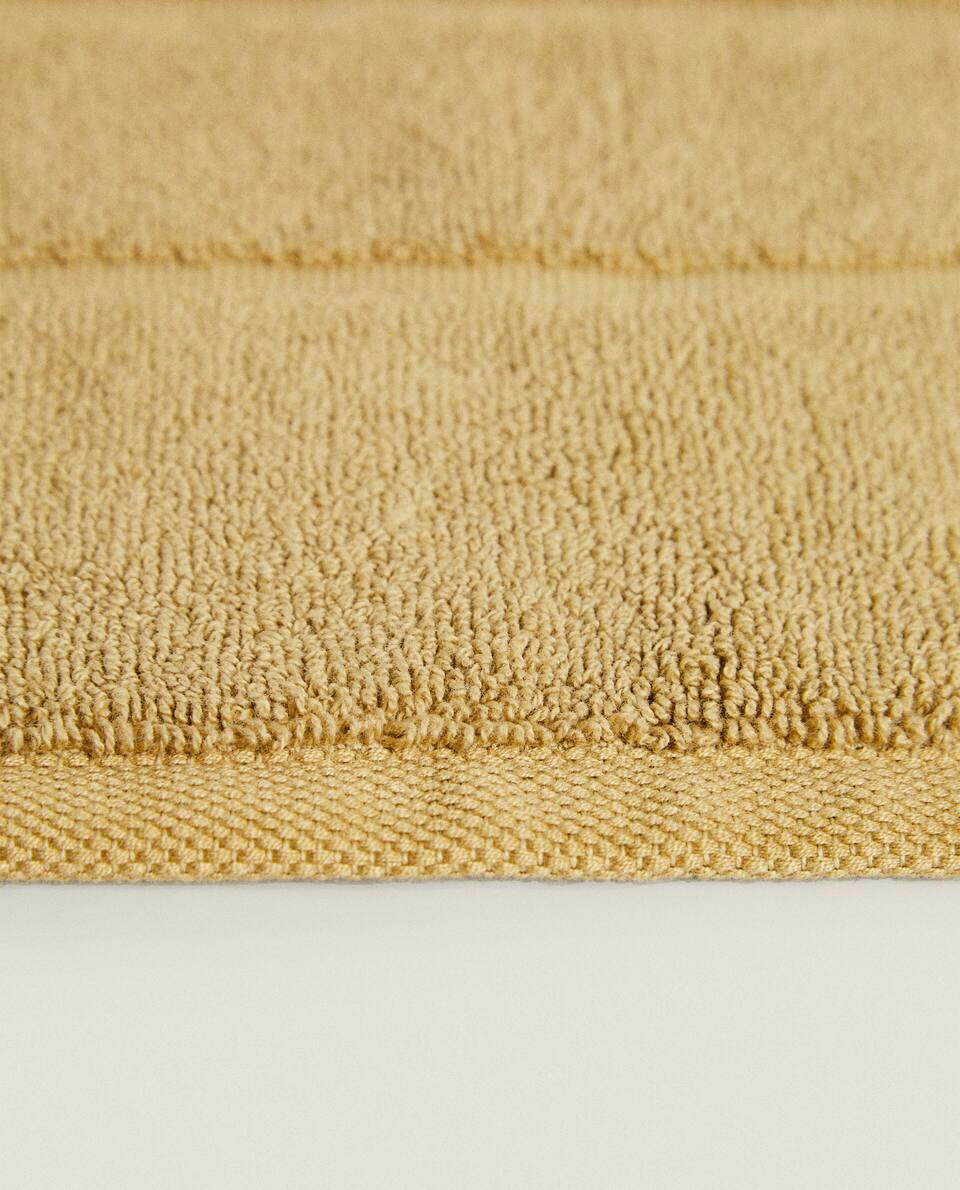 COTTON BATH MAT
