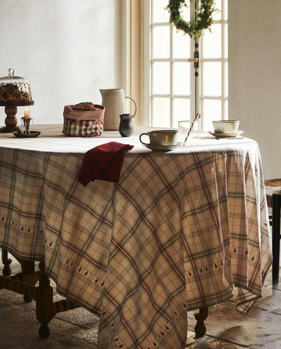 CHECKED COTTON TABLECLOTH WITH CHRISTMAS STRIPES