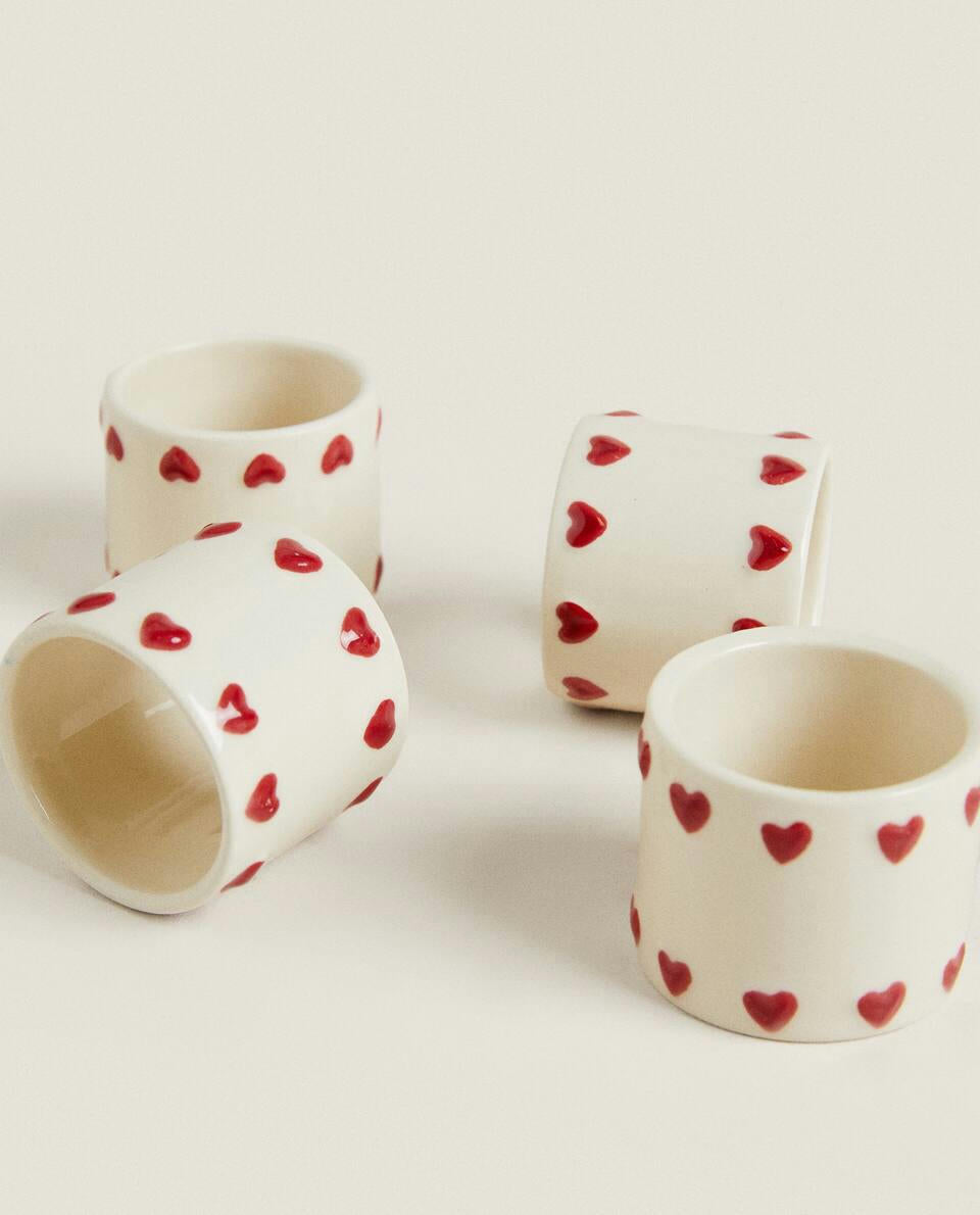 PACK OF CHRISTMAS CERAMIC HEARTS NAPKIN RINGS (PACK OF 4)