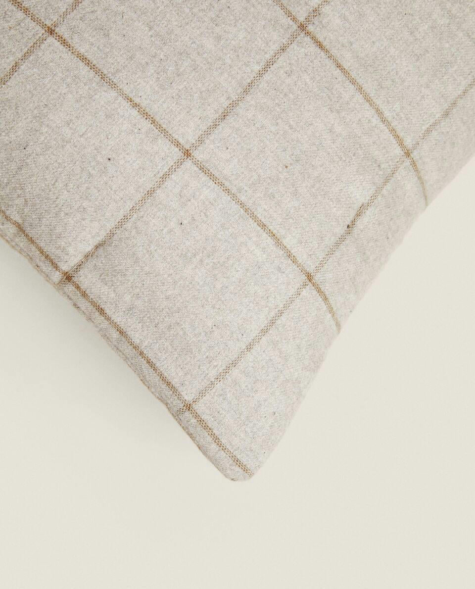 FLANNEL CUSHION COVER