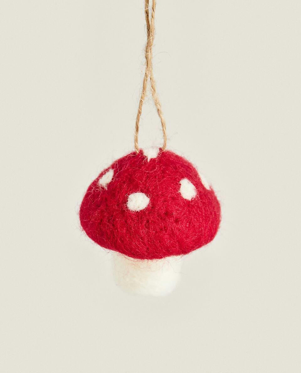 FELT MUSHROOM CHRISTMAS DECORATION