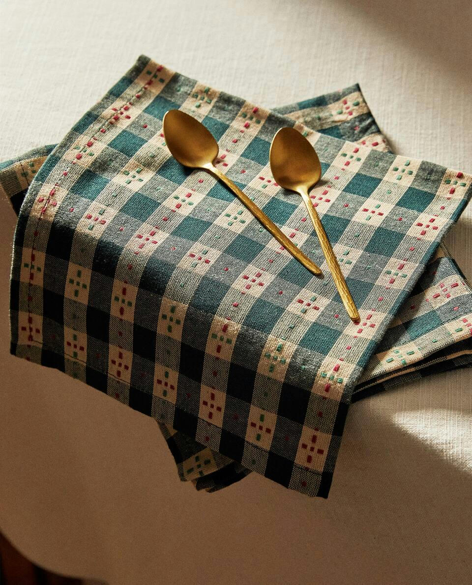 PACK OF CHECK CHRISTMAS NAPKINS (PACK OF 2)